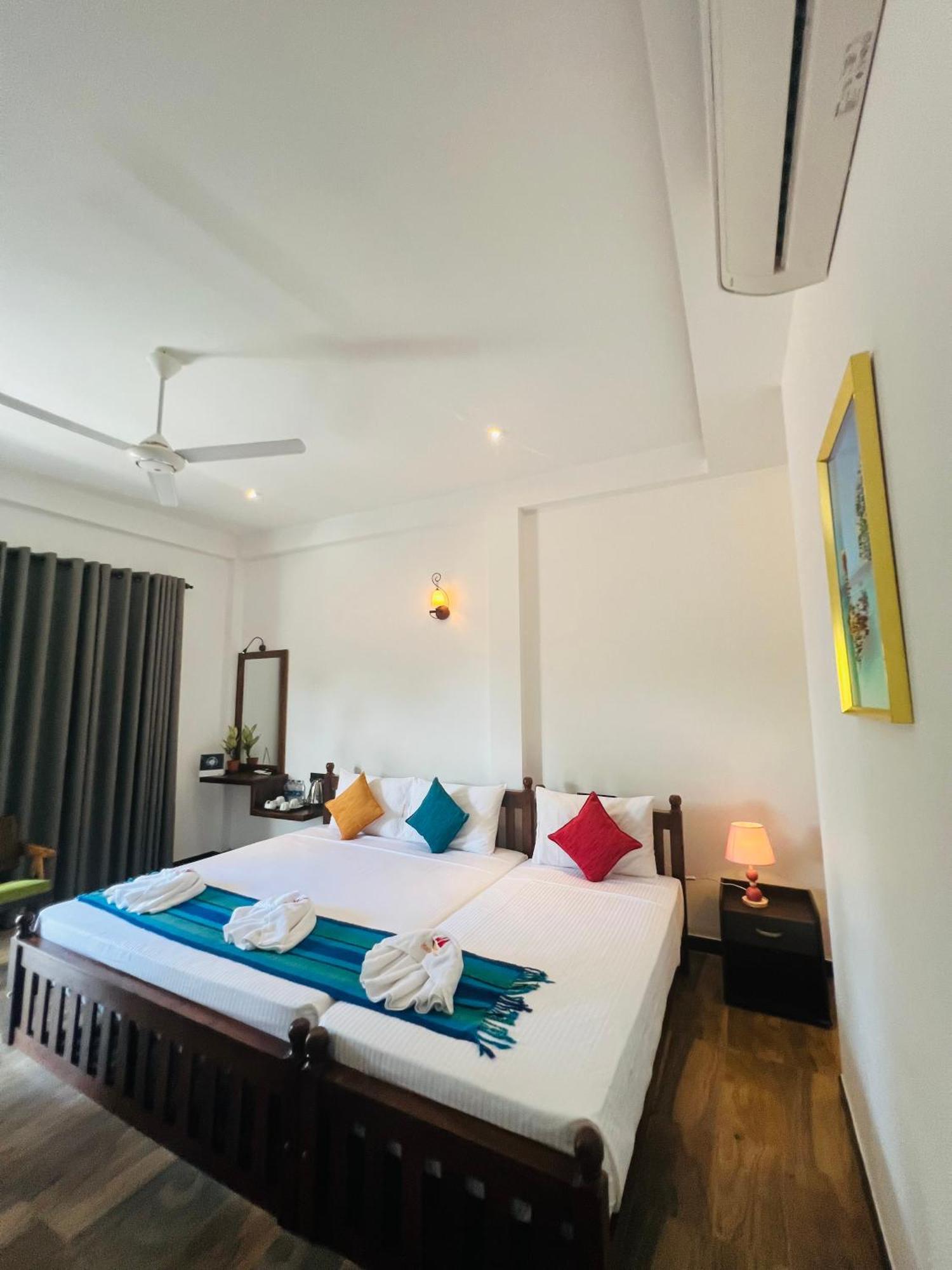 Mama'S Boutique Beach Hotel Negombo Kültér fotó
